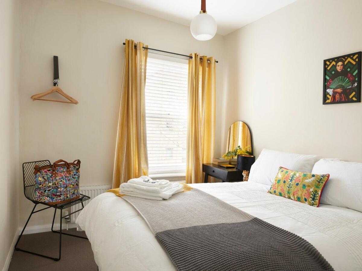 Stylish 3 Bed City Living Appartement Londen